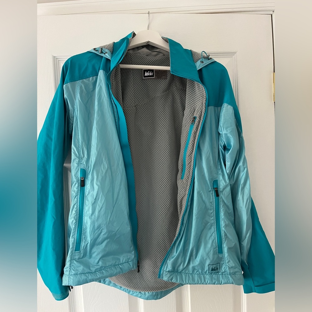 REI light weight jacket